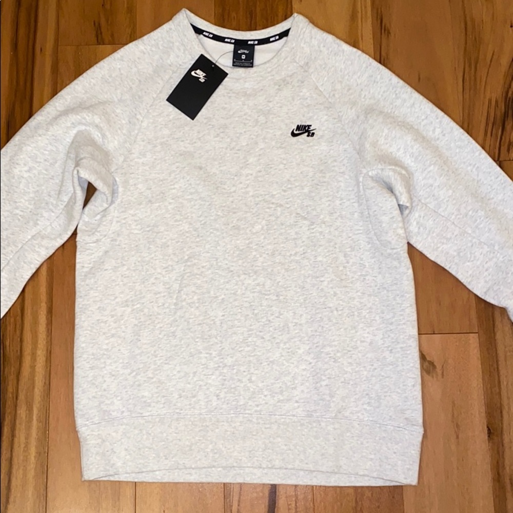 Nike vintage gray pullover NWT never worn